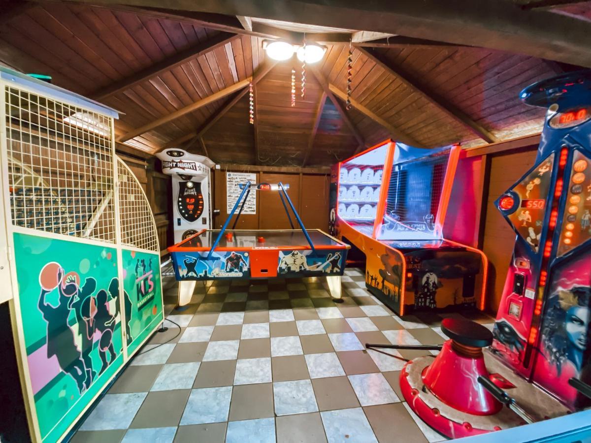 Chaty A Apartmany Hracholusky Kemp Kosatka Pnovany Extérieur photo