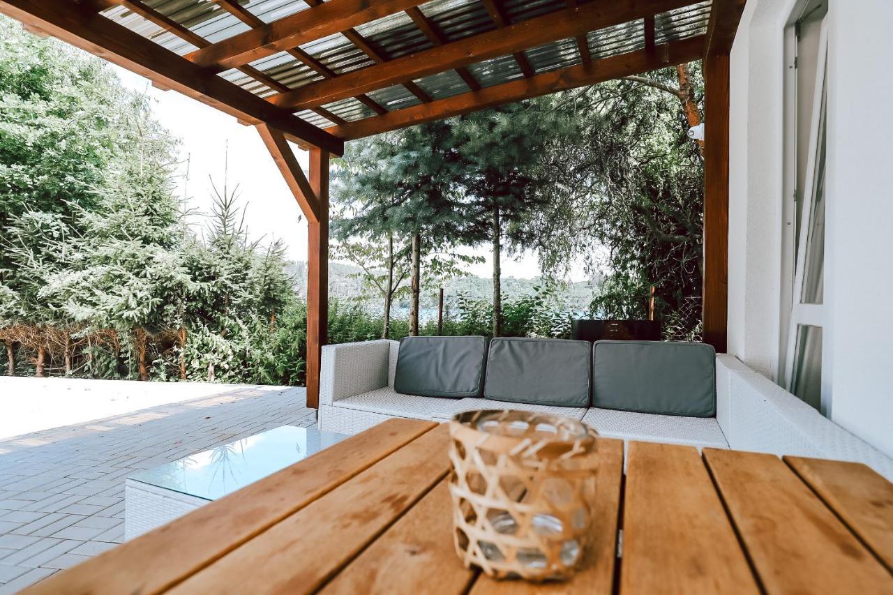Chaty A Apartmany Hracholusky Kemp Kosatka Pnovany Extérieur photo