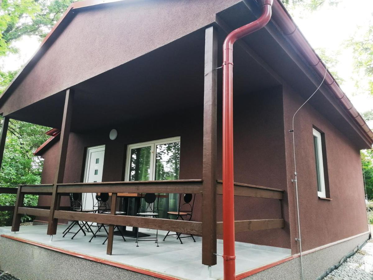 Chaty A Apartmany Hracholusky Kemp Kosatka Pnovany Extérieur photo